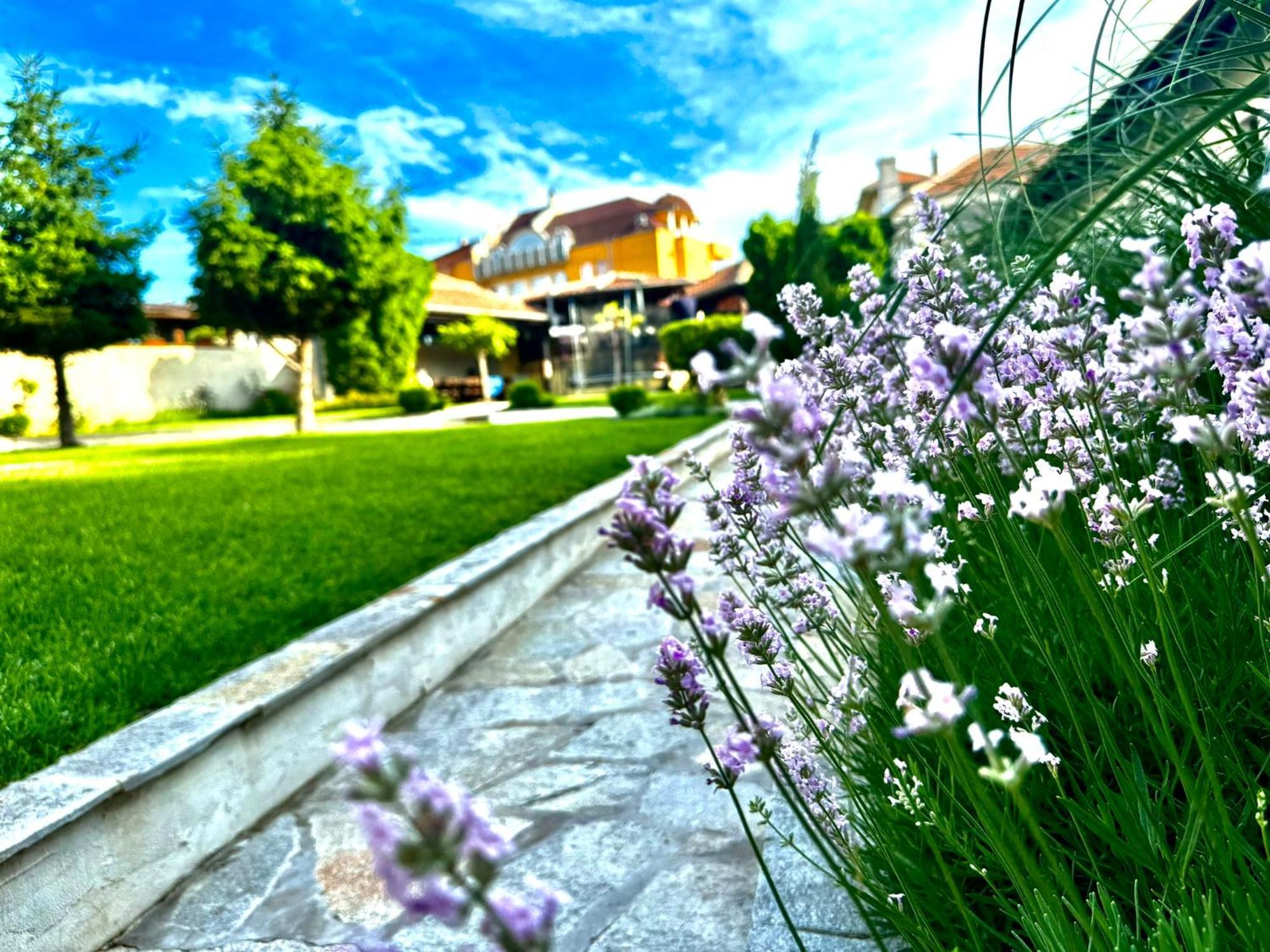 Guestrooms Stoyanovi Chernomorets Esterno foto