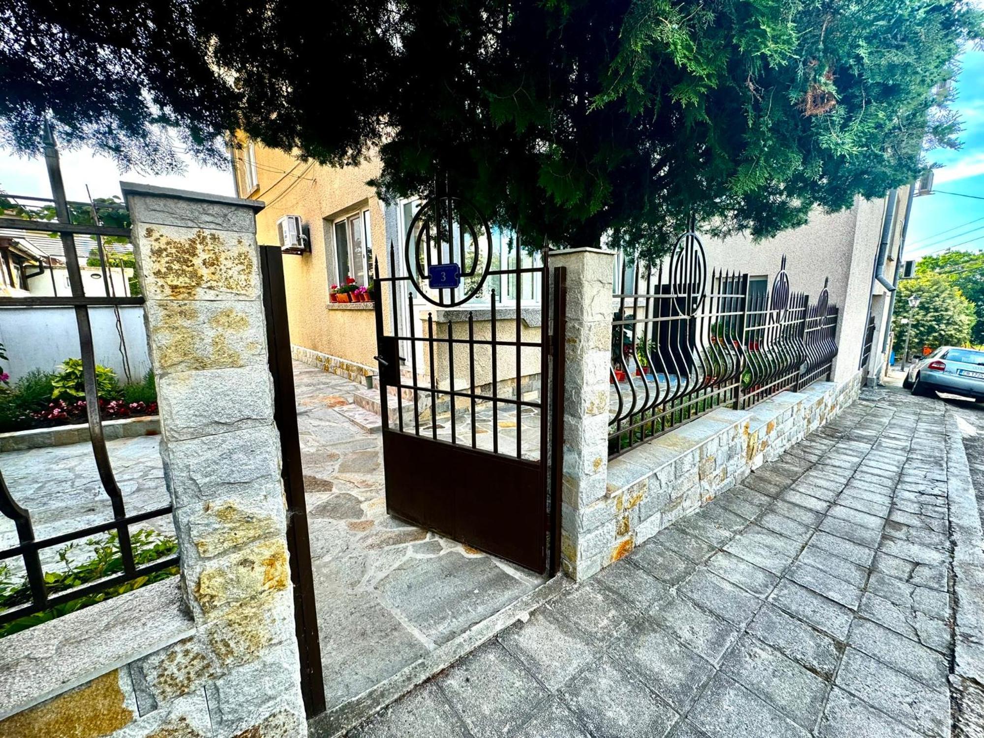 Guestrooms Stoyanovi Chernomorets Esterno foto