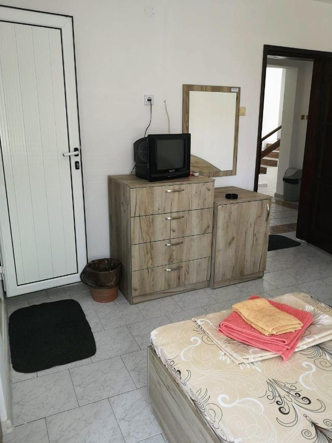 Guestrooms Stoyanovi Chernomorets Esterno foto