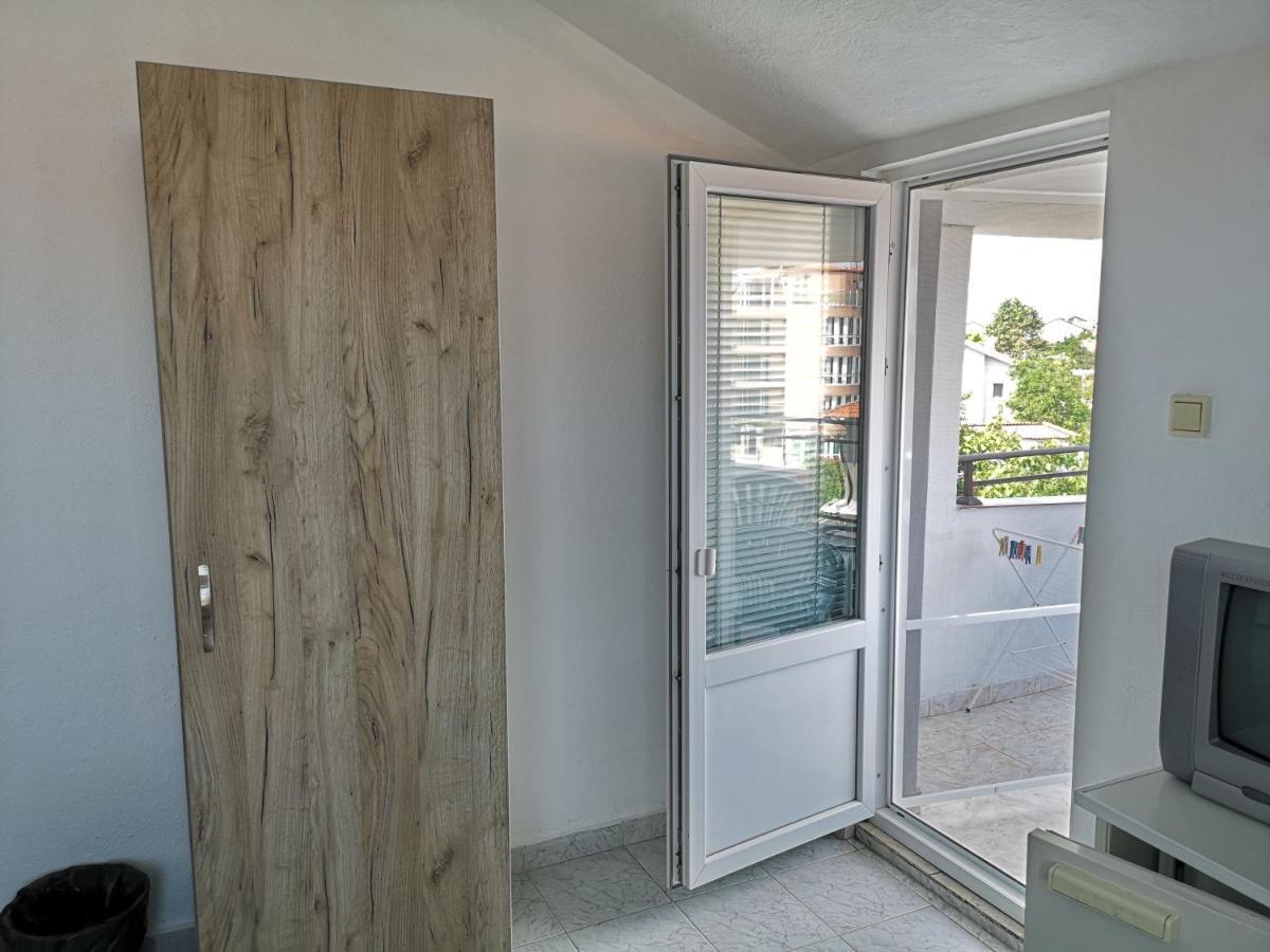 Guestrooms Stoyanovi Chernomorets Esterno foto